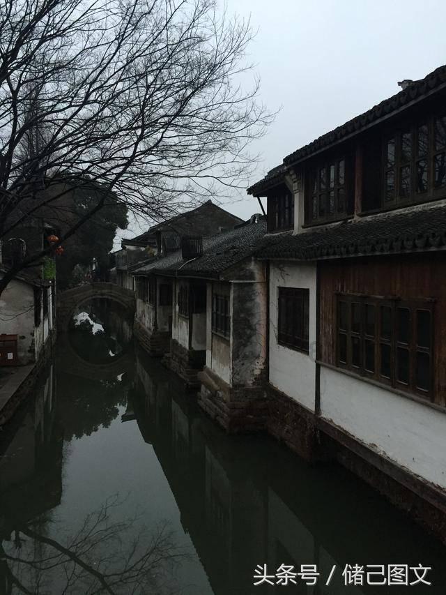公路坦克战